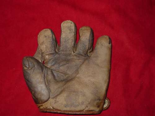 Stall & Dean 8028 Front